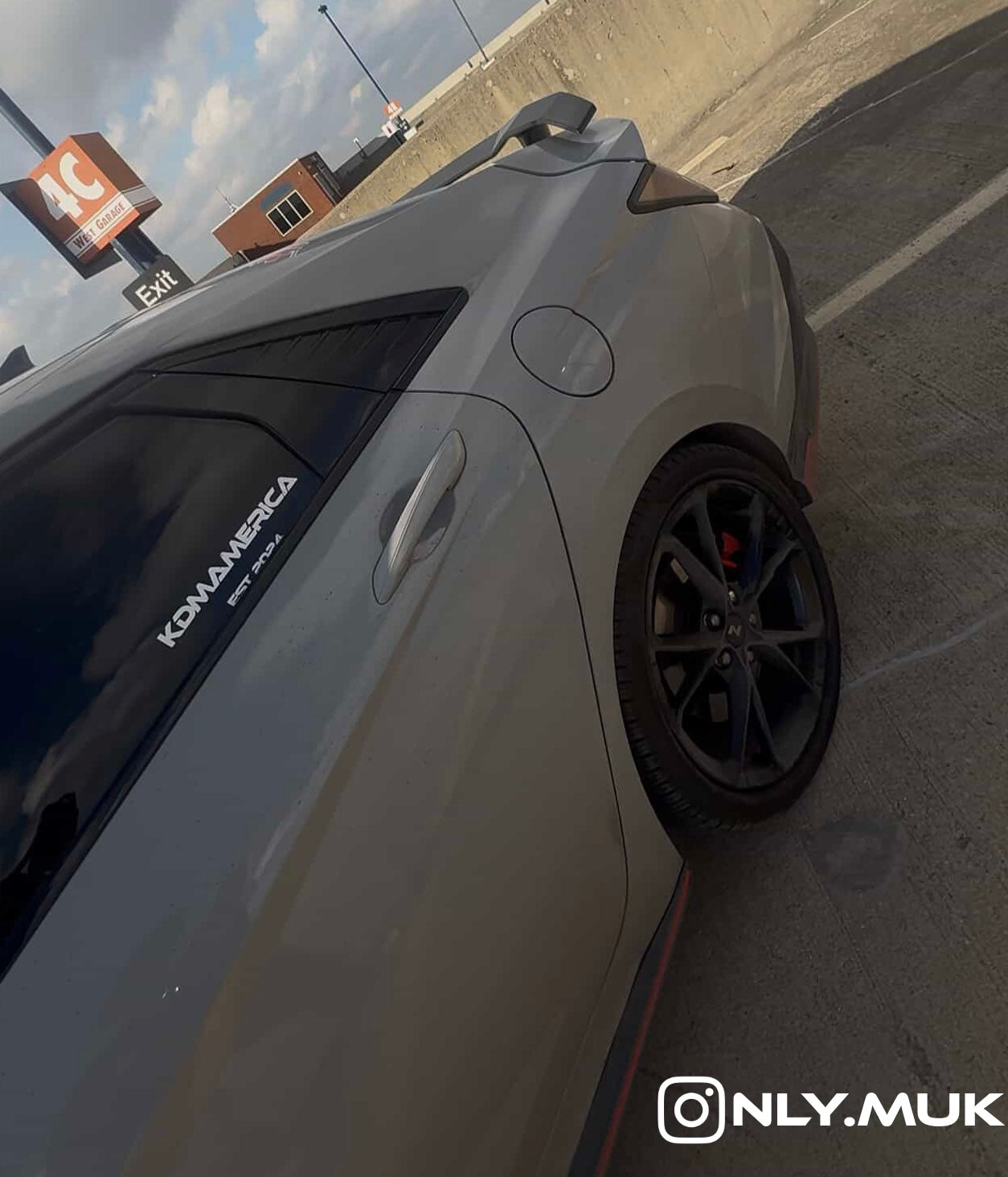 kdmamerica decal (10.5”)